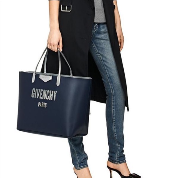 Givenchy Antigona Navy Silver Shopping Tote - Picture 3 of 8
